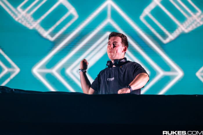 Hardwell schaltet wieder hoch: „Hardwell & Friends Vol. 4“ zeigt drei Seiten seines Sounds