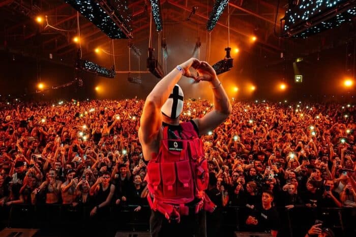 Holy Priest taucht mit „Holy Atlantis“ in neue Hard-Techno-Gewässer